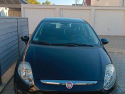 Schwarz Gebraucht 2011 Fiat Punto Kleinwagen | 4.000 € (Fairer Preis)
