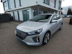 Silber Gebraucht 2017 Hyundai Ioniq Style Kleinwagen | 11.490 € (Guter Preis)