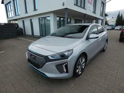 Silber Gebraucht 2017 Hyundai Ioniq Style Limousine | 11.790 € (Guter Preis)