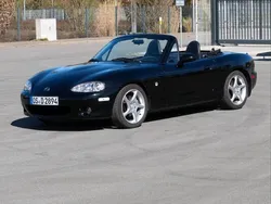 Schwarz Gebraucht 2025 Mazda MX5 Cabrio | 19.999 €