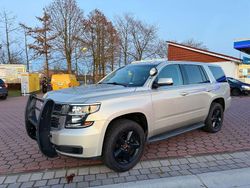 Grau Gebraucht 2017 Chevrolet Tahoe SUV | 37.000 €