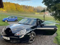 Schwarz Gebraucht 1999 Porsche 911 Carrera 4 Coupé | 37.400 €