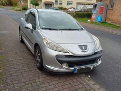 Silber Gebraucht 2008 Peugeot 207 Urban Move Limousine | 1.000 € (Guter Preis)