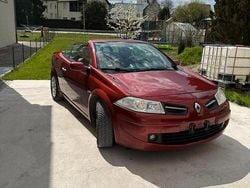 Rot Gebraucht 2008 Renault Mégane II Cabrio | 3.500 €