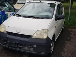 Weiß Gebraucht 2003 Daihatsu Cuore Kleinwagen | 250 €