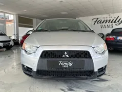 Silber Gebraucht 2009 Mitsubishi Colt Top Limousine | 2.999 € (Fairer Preis)