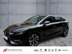 Mitternachtsschwarz Gebraucht 2022 Seat Leon FR-Line Limousine | 22.430 € (Fairer Preis)