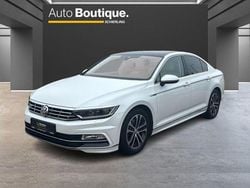 Weiß Gebraucht 2017 VW Passat Highline Limousine | 15.990 € (Guter Preis)