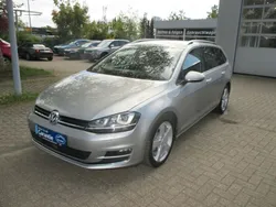 Silber Gebraucht 2016 VW Golf VII Highline Kombi | 14.444 € (Guter Preis)