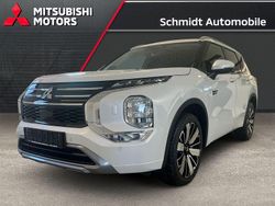 Dynamik rot (rot) Neu 2025 Mitsubishi Outlander P-HEV Edition SUV | 45.790 € (Superpreis)