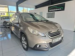 Grau Gebraucht 2013 Peugeot 2008 Allure SUV | 8.498 € (Fairer Preis)