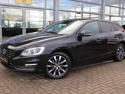 Schwarz Gebraucht 2018 Volvo V60 Kombi | 17.799 € (Fairer Preis)