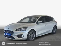 Moondust silver (metallic) Gebraucht 2022 Ford Focus ST-Line Limousine | 20.970 € (Fairer Preis)