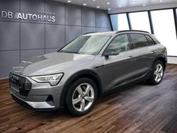 Grau Gebraucht 2022 Audi e-tron Advanced Plus SUV | 30.880 € (Guter Preis)
