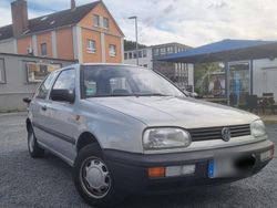 Grau Gebraucht 1995 VW Golf III Kleinwagen | 2.000 €