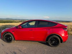 Rot Gebraucht 2022 Tesla Model Y Long Range AWD SUV | 36.500 € (Fairer Preis)
