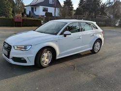 Weiß Gebraucht 2015 Audi A3 Sportback Ambiente Kleinwagen | 12.300 € (Guter Preis)
