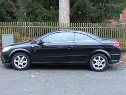 Schwarz Gebraucht 2008 Opel Astra Cabriolet Cosmo Cabrio | 2.700 € (Guter Preis)