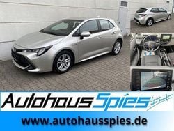 Silber Gebraucht 2021 Toyota Corolla Plus Limousine | 16.490 € (Fairer Preis)
