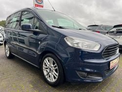 Blau Gebraucht 2015 Ford Tourneo Courier Trend Van / Kleinbus | 7.999 € (Fairer Preis)