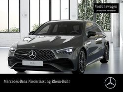 Grau Gebraucht 2024 Mercedes CLA200 AMG Limousine | 38.490 € (Etwas zu teuer)