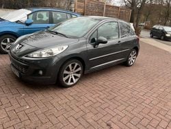 Grau Gebraucht 2011 Peugeot 207 CC Active Cabrio | 3.499 € (Guter Preis)