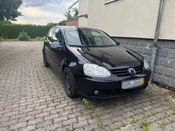Schwarz Gebraucht 2007 VW Golf V Limousine | 1.850 € (Guter Preis)