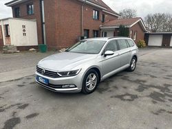 Silber Gebraucht 2018 VW Passat Comfortline Kombi | 9.900 € (Guter Preis)