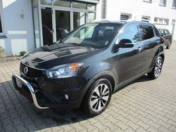 Schwarz Gebraucht 2015 Ssangyong (KGM) Korando SUV | 5.850 €