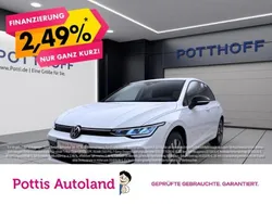 Weiss Gebraucht 2024 VW Golf VIII Goal Limousine | 23.221 € (Superpreis)
