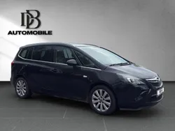 Schwarz Gebraucht 2015 Opel Zafira Tourer Innovation Van / Kleinbus | 10.499 € (Fairer Preis)