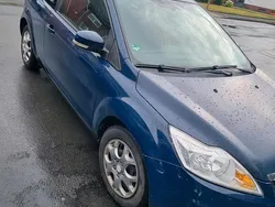 Blau Gebraucht 2010 Ford Focus Kleinwagen | 1.400 € (Guter Preis)