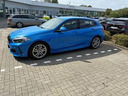 Blau Gebraucht 2020 BMW 118 M Sport Kleinwagen | 18.500 € (Guter Preis)