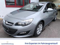 Silber Gebraucht 2015 Opel Astra Limousine | 6.499 € (Fairer Preis)
