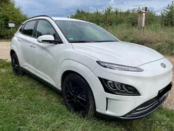 Weiß Gebraucht 2021 Hyundai Kona Trend SUV | 16.950 € (Guter Preis)