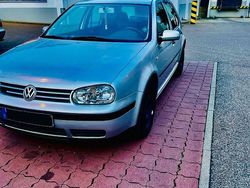 Silber Gebraucht 2000 VW Golf IV Edition Limousine | 2.399 € (Etwas zu teuer)