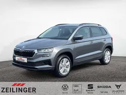 Grau Gebraucht 2025 Skoda Karoq Selection SUV | 31.945 € (Guter Preis)