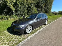 Grau Gebraucht 2006 BMW 330 Comfort Edition Kombi | 3.300 € (Superpreis)