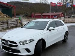 Weiß Gebraucht 2019 Mercedes A180 Progressive Limousine | 24.999 € (Fairer Preis)