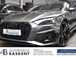 Grau Gebraucht 2024 Audi A5 Sportback Competition Limousine | 46.890 € (Fairer Preis)