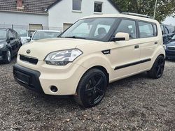 Beige Gebraucht 2010 Kia Soul 2 SUV | 4.790 € (Guter Preis)