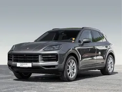 Grau Gebraucht 2024 Porsche Cayenne SUV | 87.900 € (Superpreis)