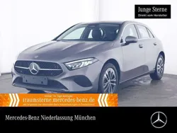 Grau Gebraucht 2024 Mercedes A250 Advanced Limousine | 30.490 € (Guter Preis)