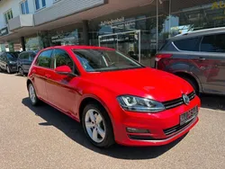 Rot Gebraucht 2015 VW Golf VII Comfortline Limousine | 12.450 € (Fairer Preis)