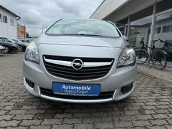 Silber Gebraucht 2016 Opel Meriva drive Van / Kleinbus | 8.900 € (Fairer Preis)