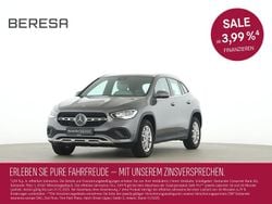 Grau Gebraucht 2022 Mercedes GLA180 Style SUV | 31.480 € (Guter Preis)