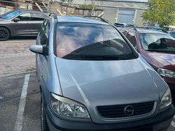 Silber Gebraucht 2002 Opel Zafira Kombi | 1.400 € (Guter Preis)