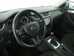 Silber Gebraucht 2019 Skoda Octavia Soleil Limousine | 12.200 € (Guter Preis)