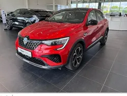 Rot Gebraucht 2025 Renault Arkana Techno SUV | 29.980 € (Teuer)