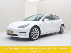 Weiß Gebraucht 2020 Tesla Model 3 Standard Range Limousine | 19.400 € (Fairer Preis)